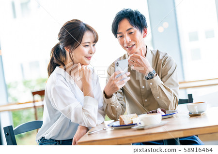 A couple A couple 58916464