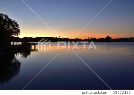 breaking Dawn breaking Dawn 58922322