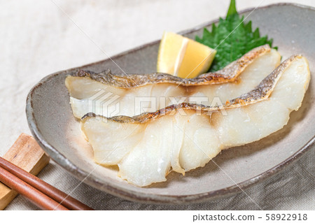 鹽烤鯛魚 58922918