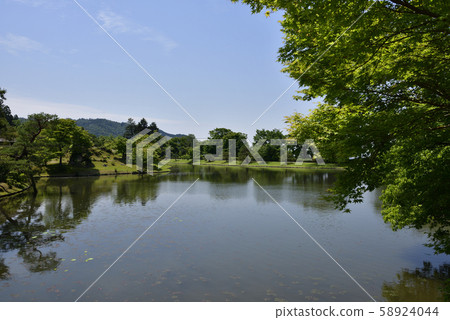 Shogakuin皇宮皇宮龍捲風池塘 58924044