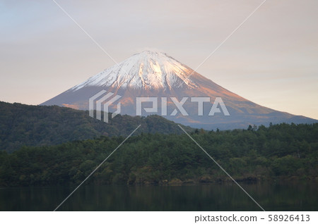 從西湖看到的富士山 58926413