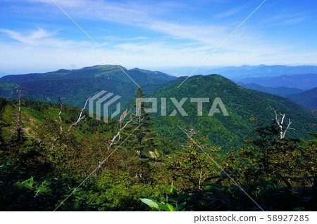 山頂的山脊 58927285