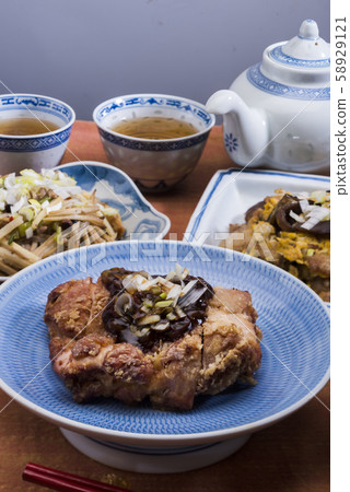 油雞和中國小菜 58929121