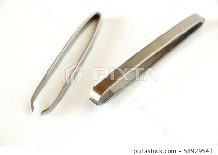 tweezers tweezers 58929541