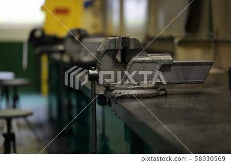 Old earth metal clamps 58930569