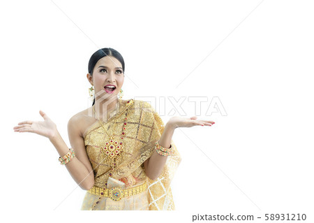 Beautiful Thai women wearing traditional Thai - Stock Photo [58931210] -  PIXTA
