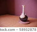 Japanese-style vase 58932878