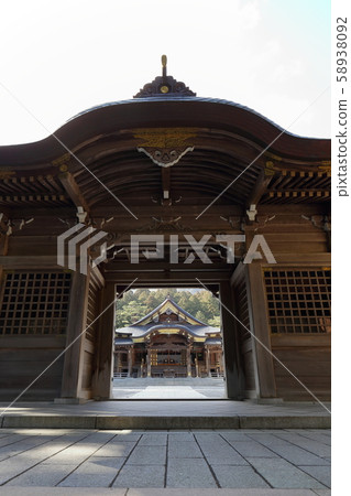 新潟彌彥彌彥神社院內 新潟彌彥彌彥神社院內 58938092