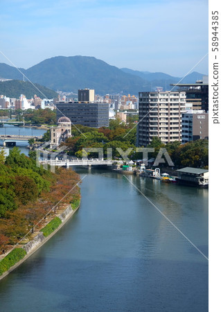 原子彈圓頂和本安川和平紀念公園廣島 原子彈圓頂和本安川和平紀念公園廣島 58944385