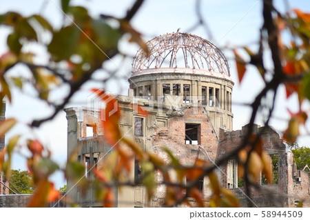 原子彈圓頂和秋葉廣島 原子彈圓頂和秋葉廣島 58944509