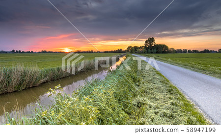 Wide angle agricultural landscape Wide angle agricultural landscape 58947199