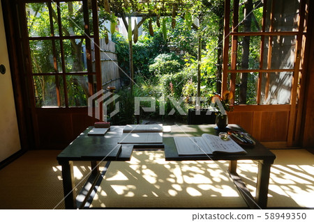 October Taitung 65 Shiki-no-Koshi, sitting desk (glass door open) and Kozono 58949350