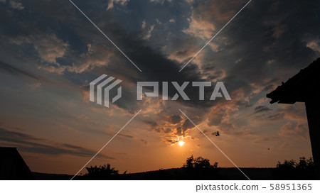 sunrise 58951365