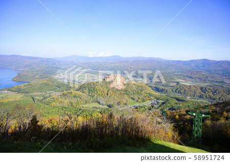 Showa Shinzan (view from Usuyama Lake Toya Observatory) 58951724