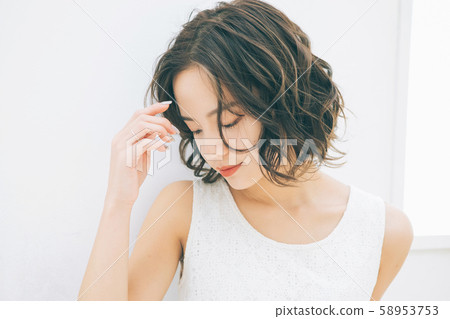 Hairstyle images for young women 58953753