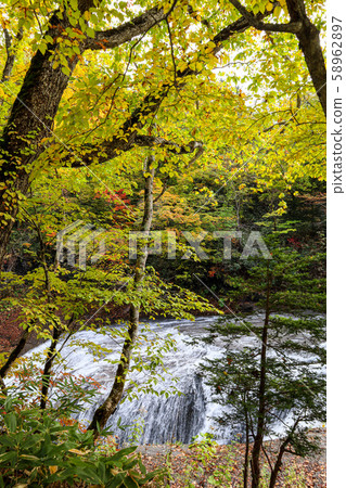 北海道惠庭市白森瀑布 58962897