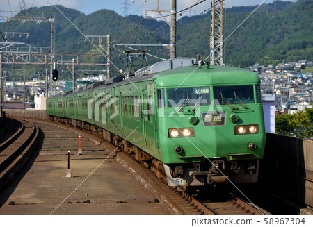 Kosai Line 117系列的6列火車 58967304