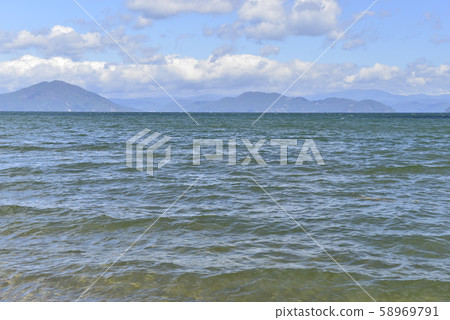 [Shiga] Lake Biwa in clear autumn 58969791