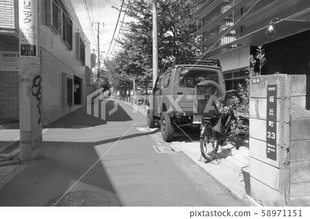 Back street (per Shibuya) 58971151