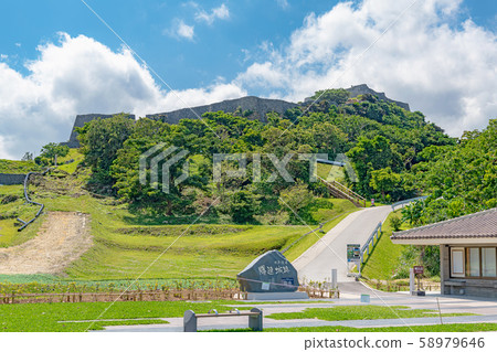 Katsuren Castle Ruins, Uruma City, Okinawa Prefecture 58979646