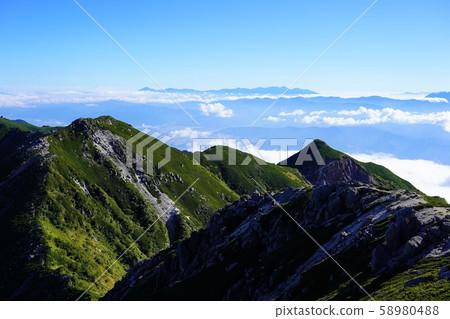 南小岳的八岳 58980488