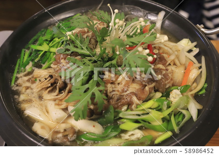 韓國美食烤肉（Burgogi） 58986452