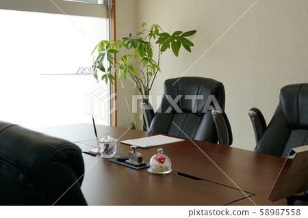 Meeting table 58987558