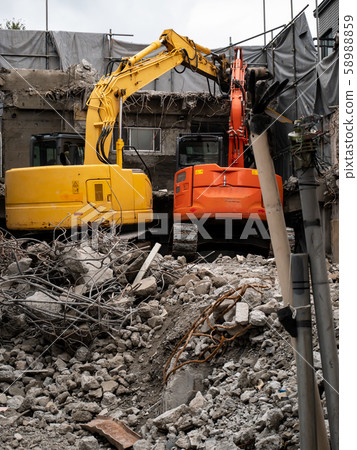 建築物拆除工程2台重型機器b-1 58988859