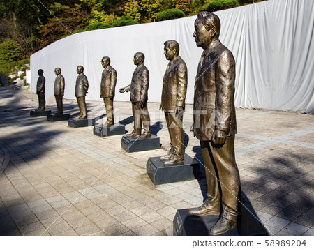 Korean landscape 58989204