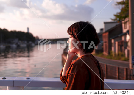 日落女子金澤港町 58990244