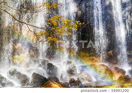 Fukushima Inawashiro, Tatsuzawa Fudo waterfall in autumn season Fukushima Inawashiro, Tatsuzawa Fudo waterfall in autumn season 58991200