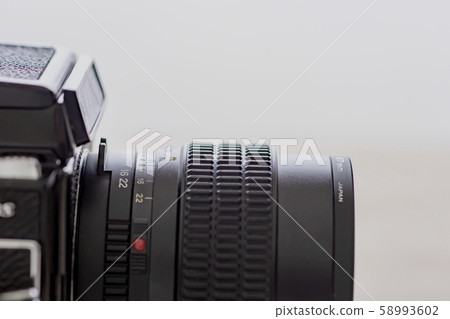 中畫幅相機M012 58993602