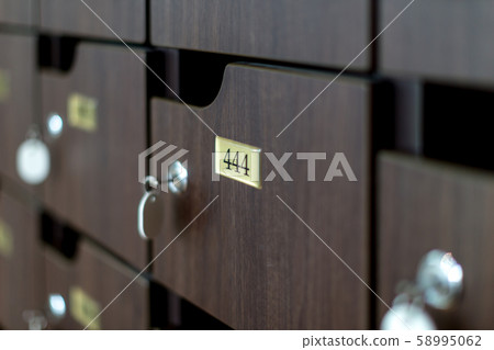 Valuables locker Valuables locker 58995062