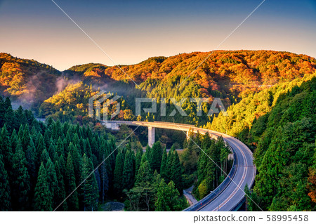 Shimane Prefecture Orochi Loop and Autumn Leaves Shimane Prefecture Orochi Loop and Autumn Leaves 58995458