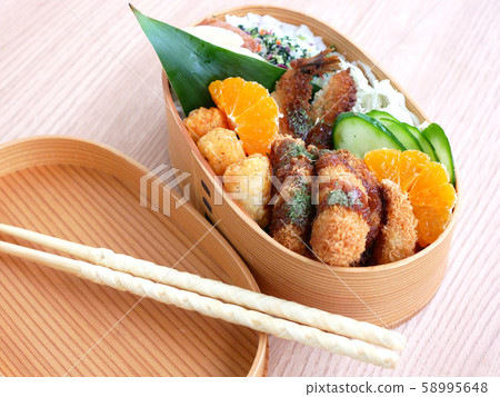 Bento box for bending Bento box for bending 58995648