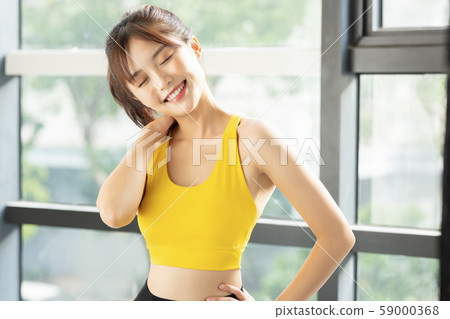 女式運動服 59000368