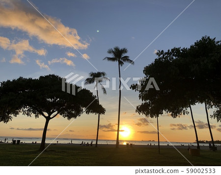 Sunset glow in Hawaii Sunset glow in Hawaii 59002533