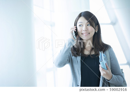 淺談智能手機的女人 59002916