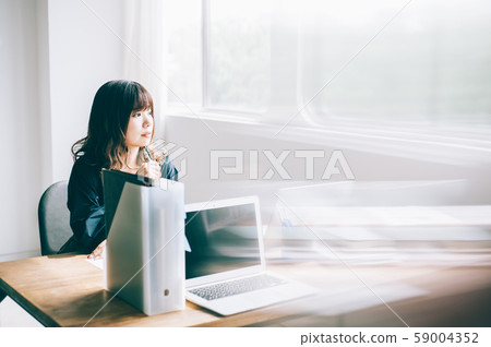 Female business portrait Female business portrait 59004352