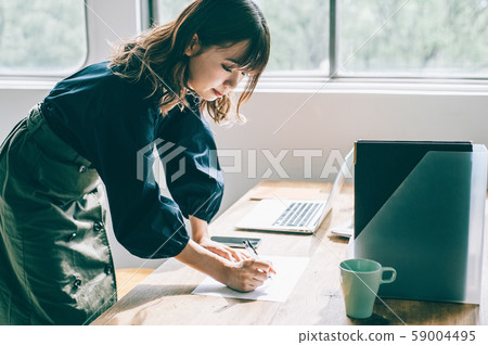 Female business portrait Female business portrait 59004495