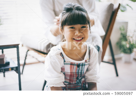 Parent and child lifestyle Parent and child lifestyle 59005097