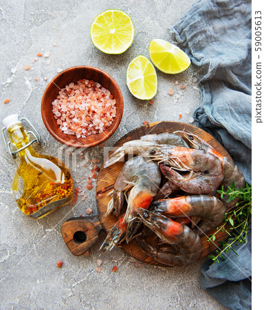 Fresh raw prawns and spices Fresh raw prawns and spices 59005613