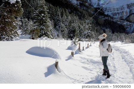 landscape of mountain in winter, Circus of landscape of mountain in winter, Circus of 59006600