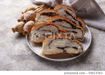 Sweet bread with poppy seeds 59013563
