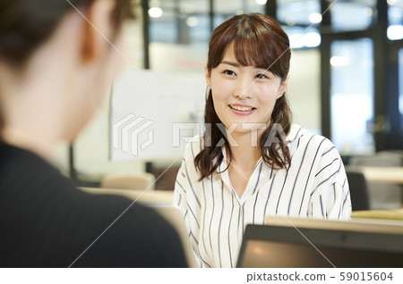 Business Meeting Shared Office 59015604