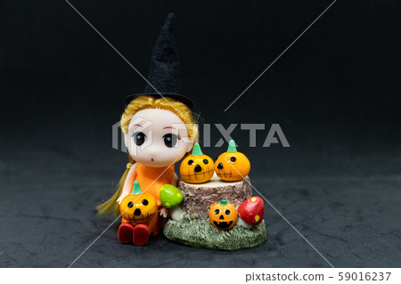 Halloween doll and pumpkin stuffed toy 59016237