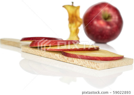 Red delicious apple isolated on white 59022893
