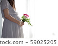 Pregnant woman 59025205