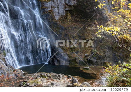 阿尼瀑布秋葉07 59029779