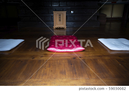 寺廟的墊子 寺廟的墊子 59030082